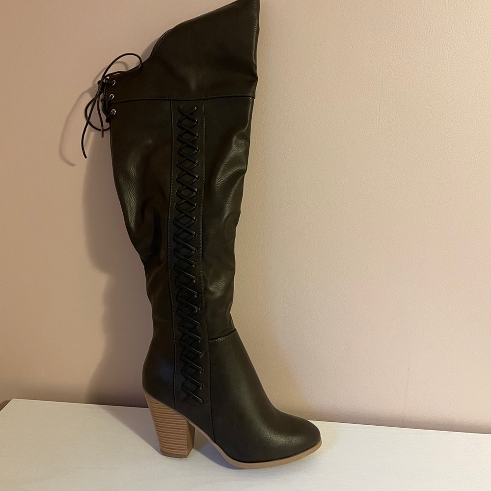 Over knee boots